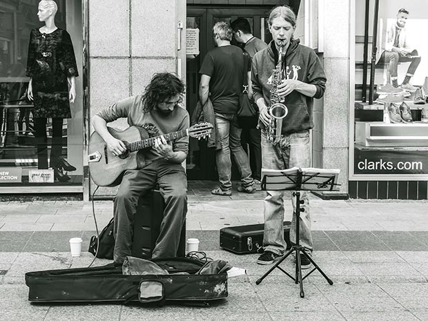 Dublin street performer