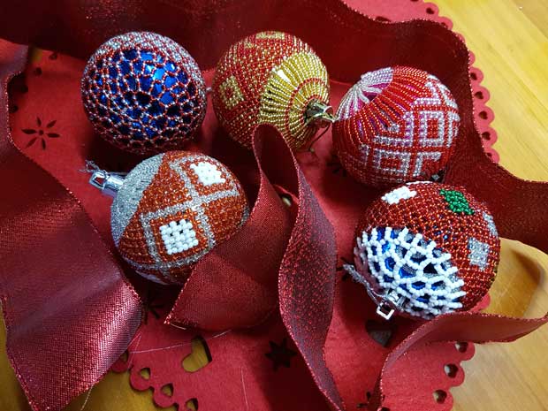 From KwaZulu Natal with love: hand-beaded baubles add something ...