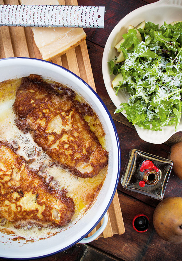 Recipe: Parmesan Crusted Chicken Escalopes & Rocket Salad